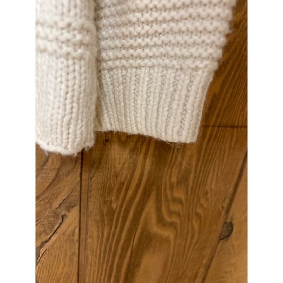 Velvet by Graham & Spencer Cozy Wool Blend Cottagecore Fisherman Sweater Size S - Picture 2 of 11